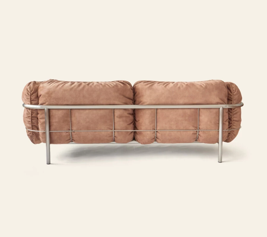 THE TRI 2P SOFA | EDITORA